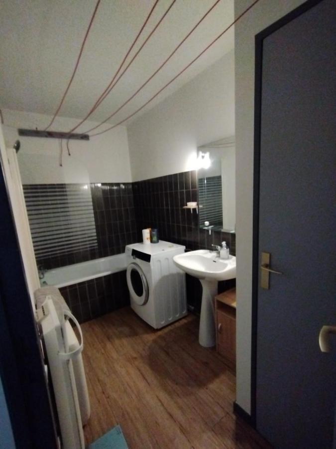 Apartamento Agradable Tarbes Exteriör bild